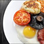 Tradycyjne angielskie śniadanie, czyli co jedzą w Wielkiej Brytanii