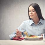 Dieta para gastroduodenitis: menú de muestra, alimentos permitidos y prohibidos.