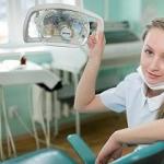 რომელი სტომატოლოგი აკეთებს ფითხებს?