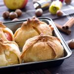 Baked apples in the oven